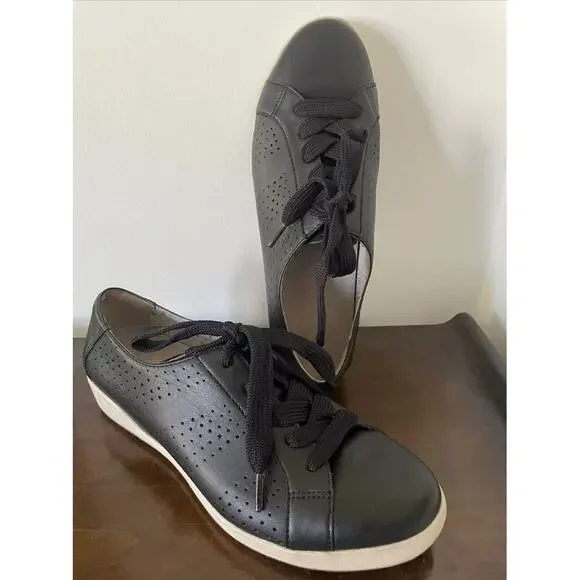 Dansko Shoes Dansko Orli Womens Leather Shoes Laser Cut